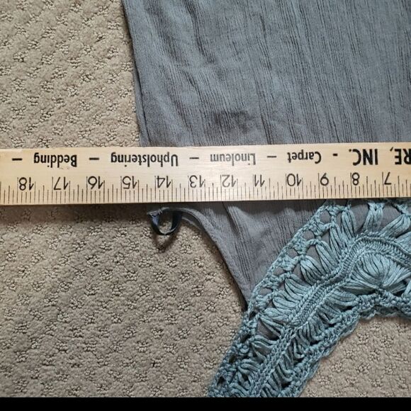 BLU PEPPER SMALL TANK TOP BUNDLE x2 - Picture 6 of 11